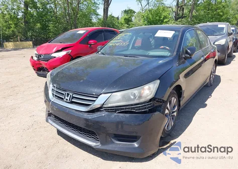 2015 Honda Accord Lx z USA, uszkodzony, nr VIN 1HGCR2F31FA195160